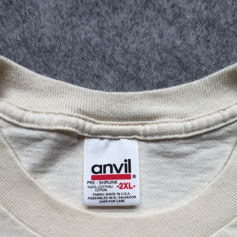 Vintage Anvil Queen Bee Teddy Bear Graphic T-Shirt Cream 2XL Cotton Short Sleeve